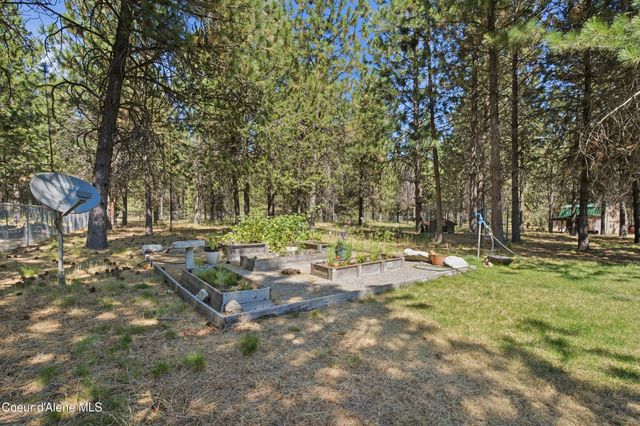 27294 N Clagstone Rd, Athol, ID 83801