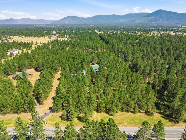 27294 N Clagstone Rd, Athol, ID 83801