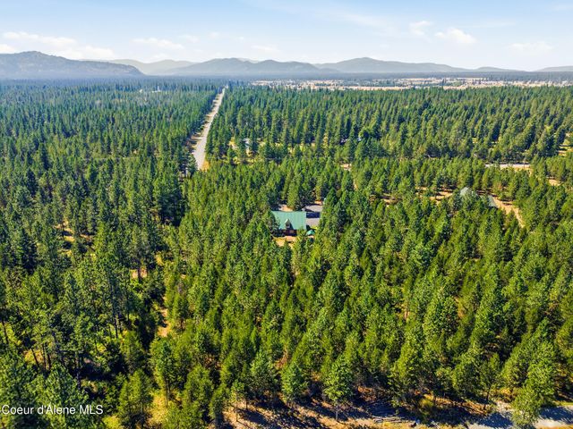 27294 N Clagstone Rd, Athol, ID 83801