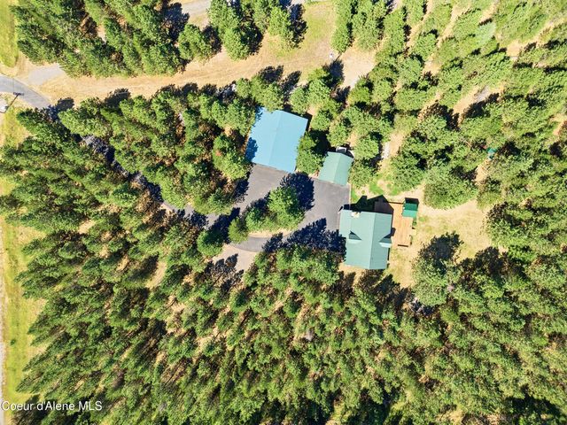27294 N Clagstone Rd, Athol, ID 83801