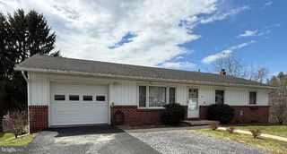 42 LINNET LN, Lock Haven, PA 17745