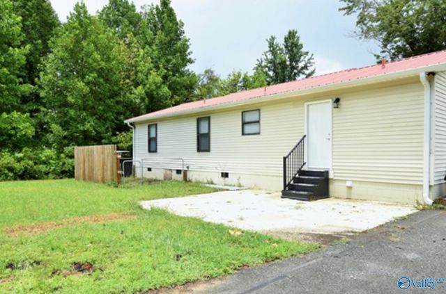 2020 Ridge Crest Drive, Guntersville, AL 35976