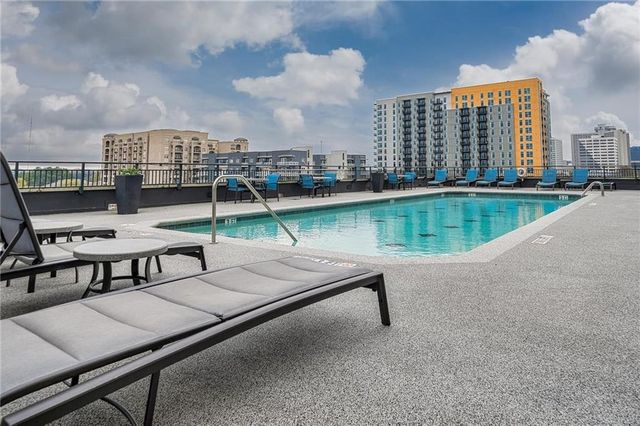 565 Peachtree NE Street 1207, Atlanta, GA 30308