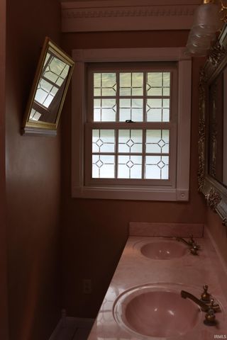 161 The Woods, Bedford, IN 47421
