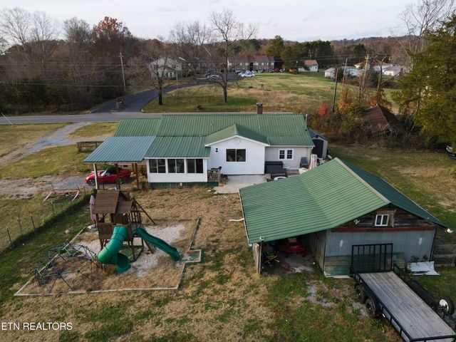1055 Hines Valley Rd, Lenoir City, TN 37771
