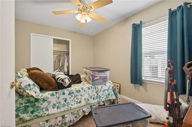 1049 Tall Oak DR, Virginia Beach, VA 23462