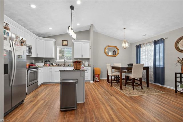 1049 Tall Oak DR, Virginia Beach, VA 23462