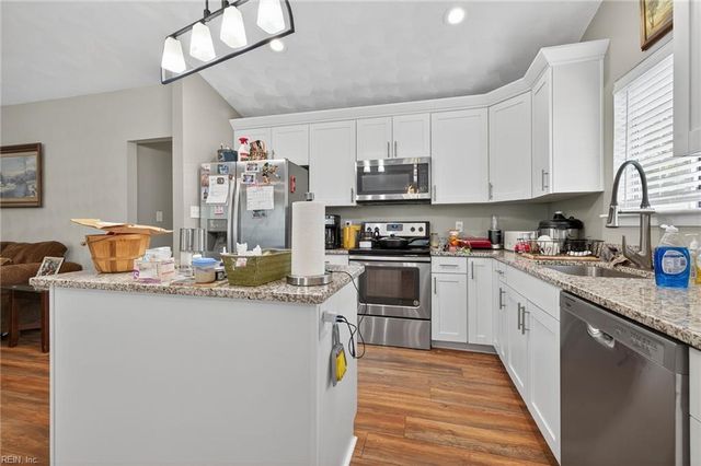 1049 Tall Oak DR, Virginia Beach, VA 23462