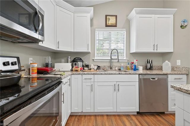 1049 Tall Oak DR, Virginia Beach, VA 23462