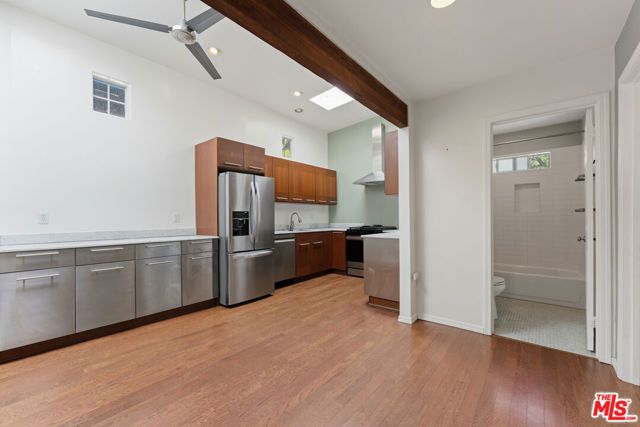 422 James Street, Los Angeles, CA 90065