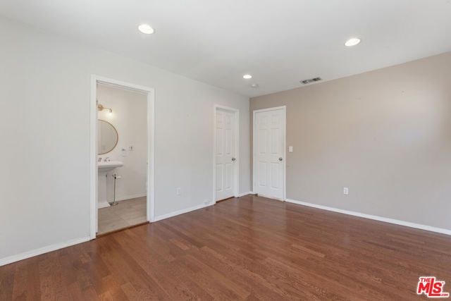 422 James Street, Los Angeles, CA 90065