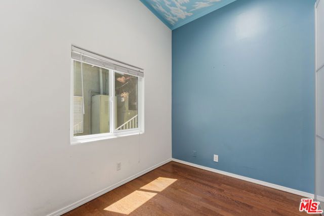 422 James Street, Los Angeles, CA 90065