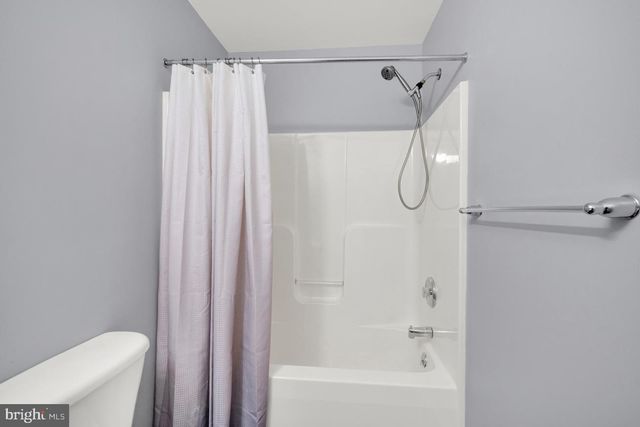 18266 ROY CROFT DR, Hagerstown, MD 21740