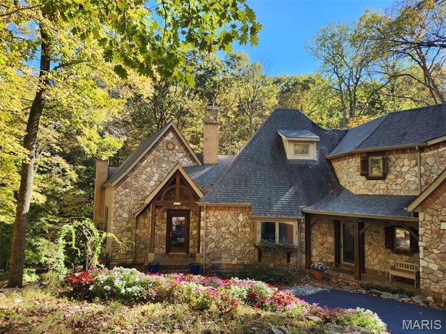 832 Stone Bridge Springs Drive, Wildwood, MO 63005