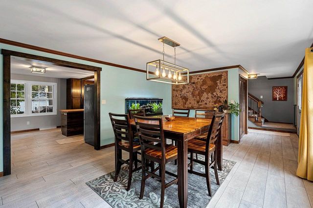 404 STONEHEDGE ROAD, Green Bay, WI 54302