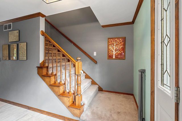 404 STONEHEDGE ROAD, Green Bay, WI 54302