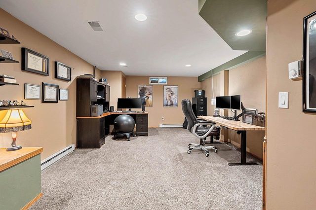 404 STONEHEDGE ROAD, Green Bay, WI 54302