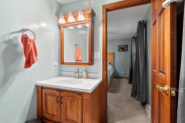 404 STONEHEDGE ROAD, Green Bay, WI 54302