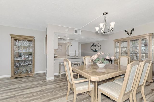 631 ALHAMBRA ROAD 1004, Venice, FL 34285