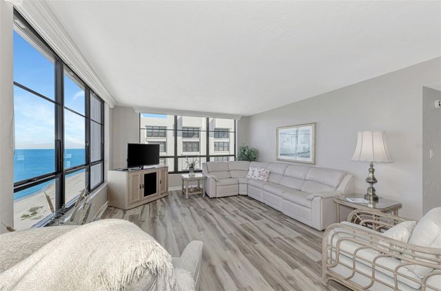 631 ALHAMBRA ROAD 1004, Venice, FL 34285