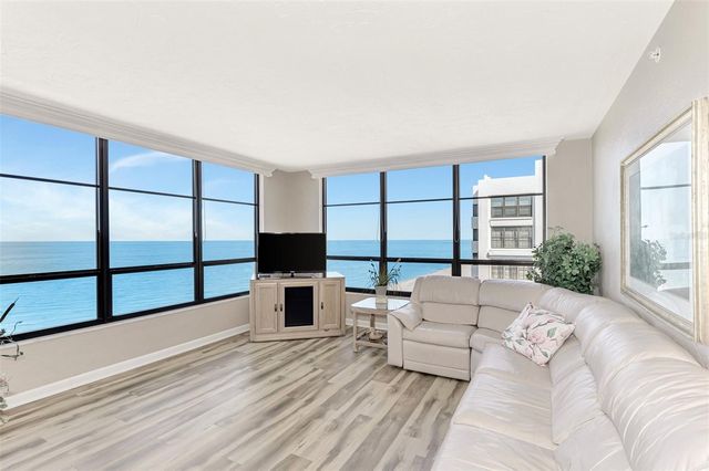 631 ALHAMBRA ROAD 1004, Venice, FL 34285