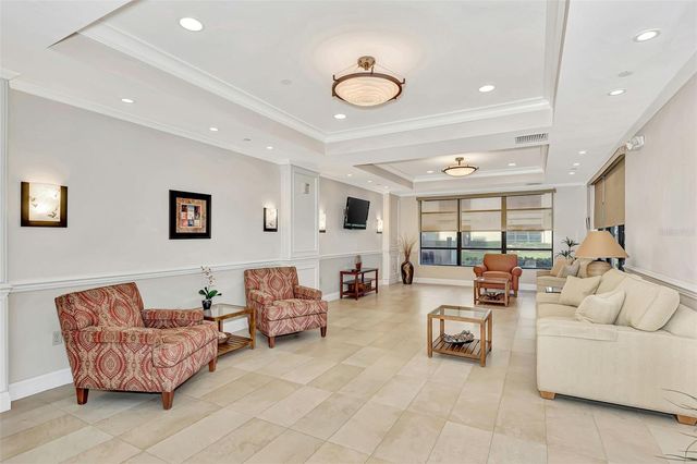 631 ALHAMBRA ROAD 1004, Venice, FL 34285