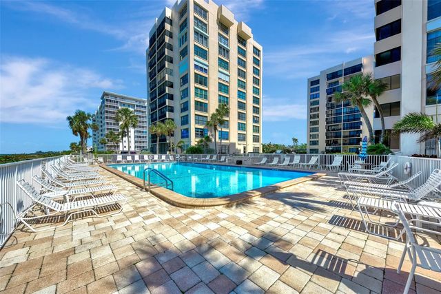 631 ALHAMBRA ROAD 1004, Venice, FL 34285