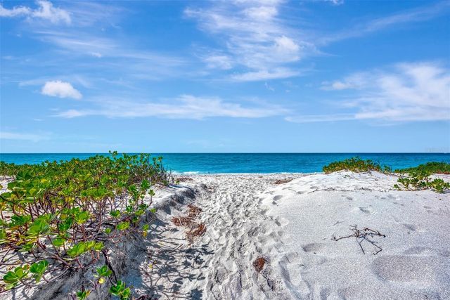 631 ALHAMBRA ROAD 1004, Venice, FL 34285