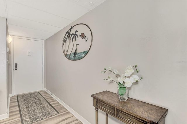 631 ALHAMBRA ROAD 1004, Venice, FL 34285