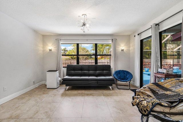 13419 Northumberland Circle, Wellington, FL 33414