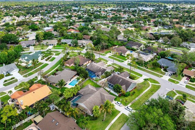 13419 Northumberland Circle, Wellington, FL 33414