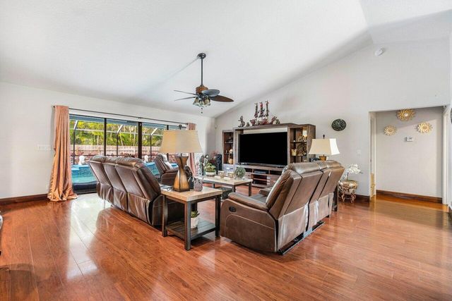 13419 Northumberland Circle, Wellington, FL 33414