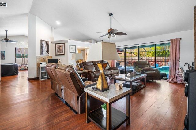 13419 Northumberland Circle, Wellington, FL 33414