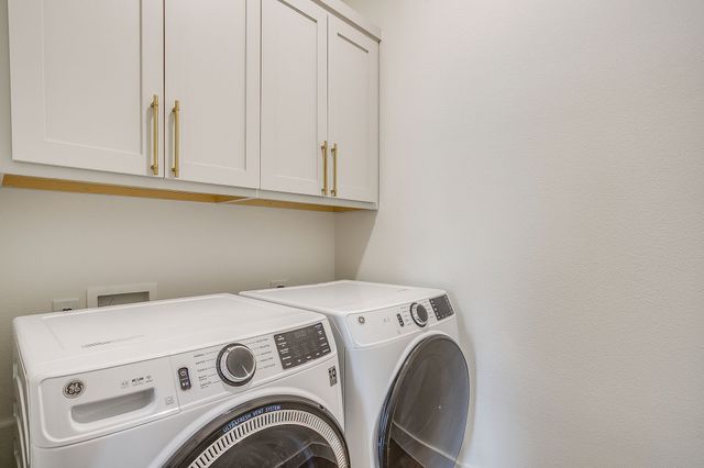 2705 Gordon Avenue, Fort Worth, TX 76110