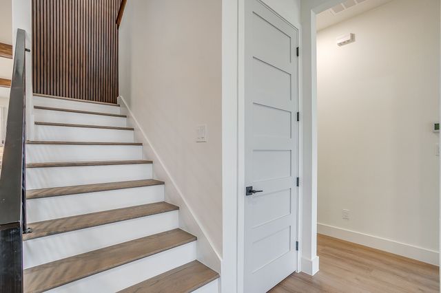 2705 Gordon Avenue, Fort Worth, TX 76110