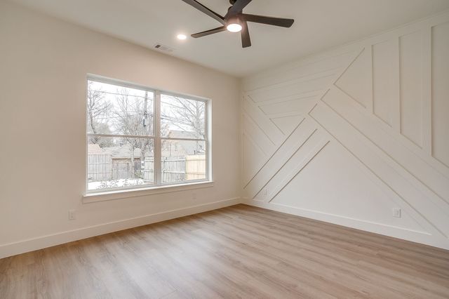 2705 Gordon Avenue, Fort Worth, TX 76110