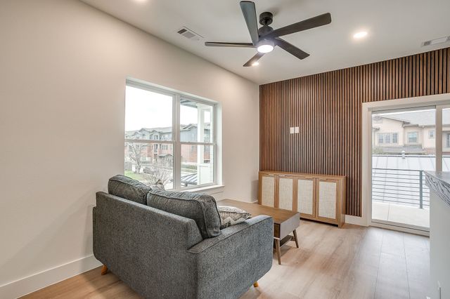 2705 Gordon Avenue, Fort Worth, TX 76110