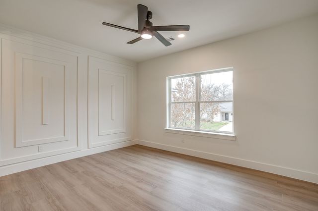 2705 Gordon Avenue, Fort Worth, TX 76110