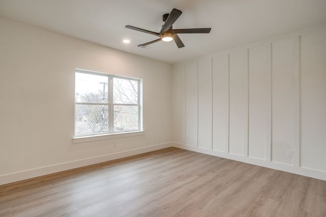 2705 Gordon Avenue, Fort Worth, TX 76110