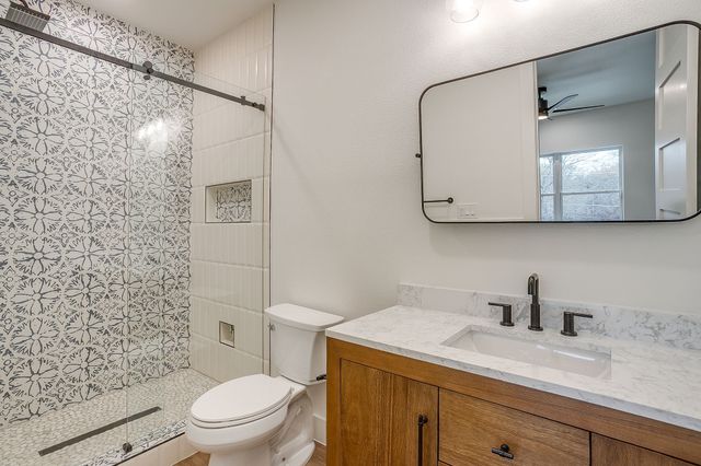 2705 Gordon Avenue, Fort Worth, TX 76110