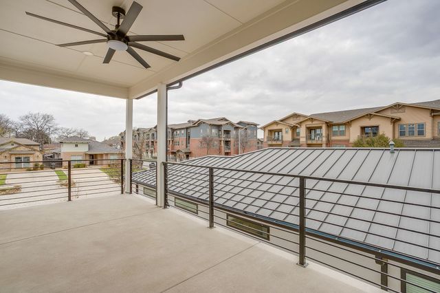 2705 Gordon Avenue, Fort Worth, TX 76110