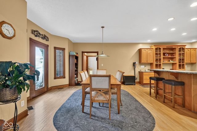 10765 Forest Lake Court, Indianapolis, IN 46278