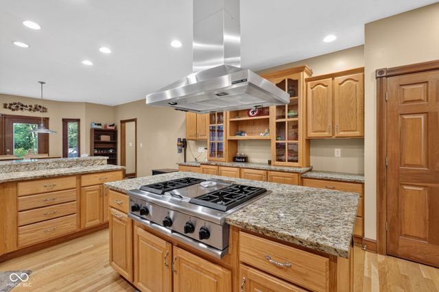 10765 Forest Lake Court, Indianapolis, IN 46278
