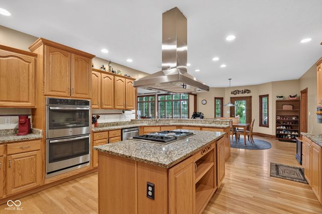 10765 Forest Lake Court, Indianapolis, IN 46278