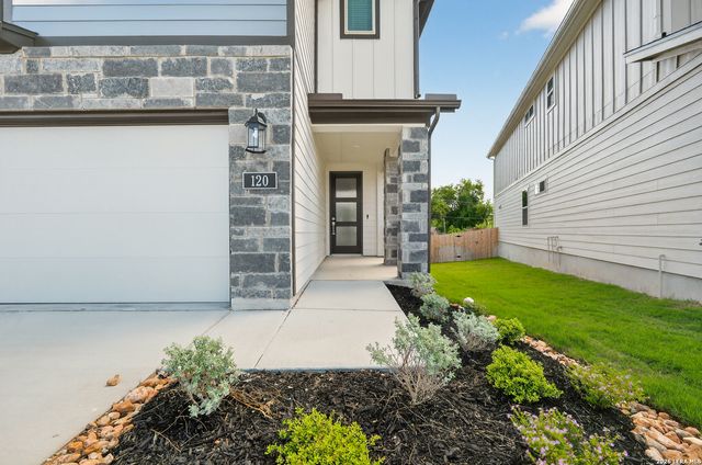 120 Vertex Loop, San Antonio, TX 78238