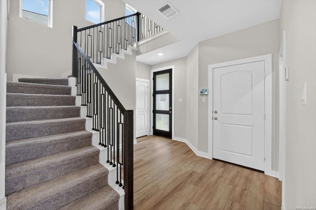 120 Vertex Loop, San Antonio, TX 78238