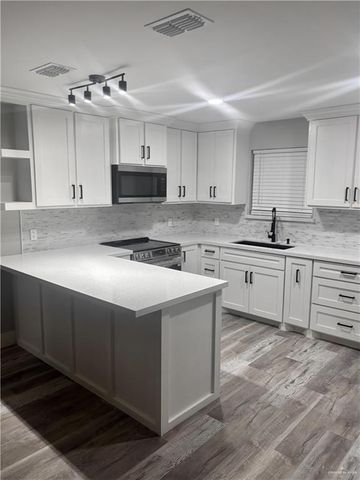 5910 Vanessa E Drive, Edinburg, TX 78542