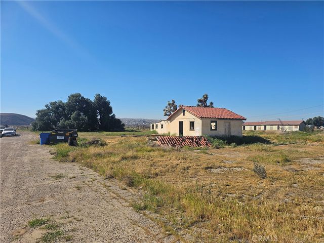 29823 N 1st, Barstow, CA 92311