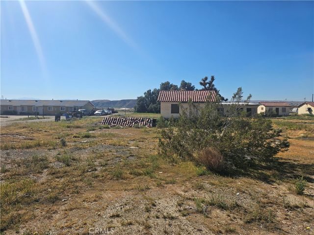 29823 N 1st, Barstow, CA 92311
