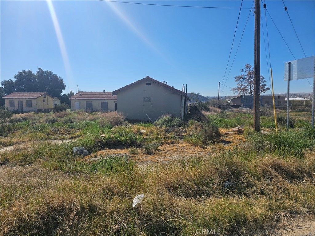 29823 N 1st, Barstow, CA 92311